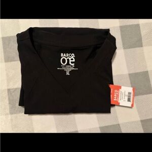 Barco One Women's Black V-Neck Top